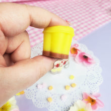 Load image into Gallery viewer, Fidough Pudding Keychain